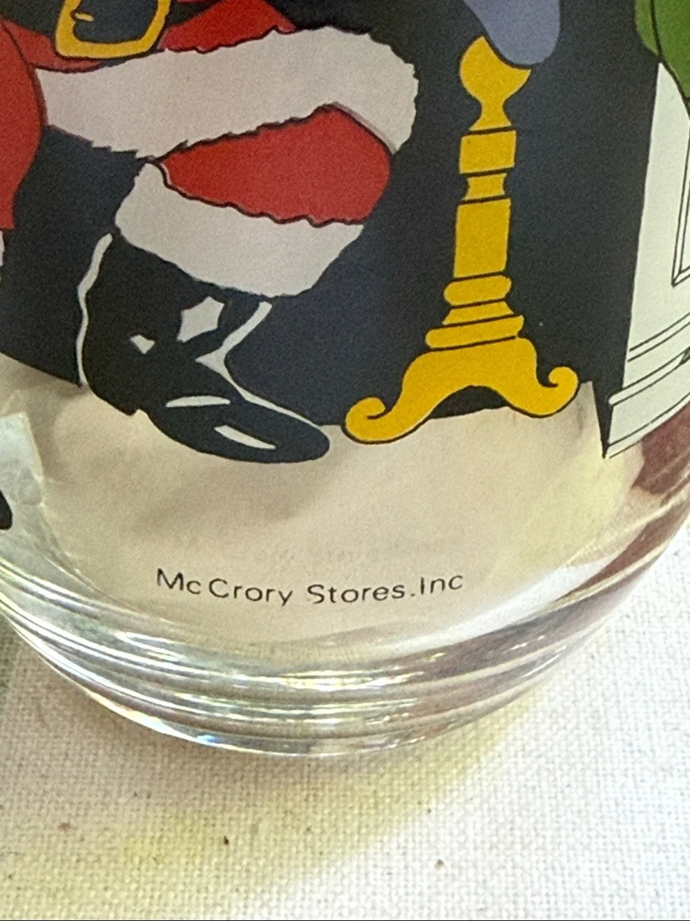 Vintage 80’s Santa Coca Cola Glass McCrory Stores